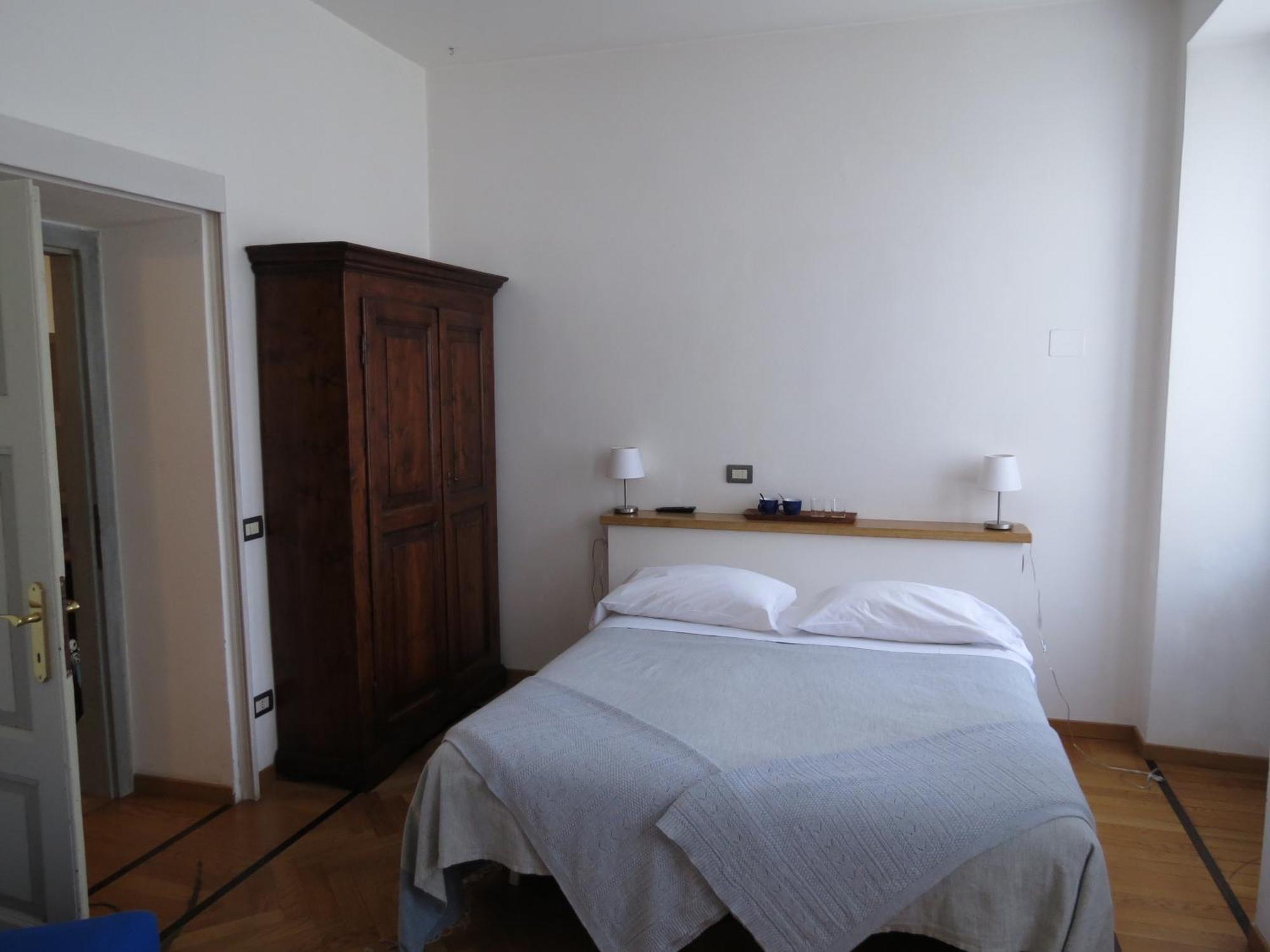 Bed & Breakfast Entro Le Mura 4*